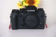FUJIFILM X-T1 Mirrorless Camera Black with Exposure and Shutter Speed Dials