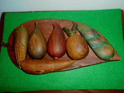 wooden fruit set