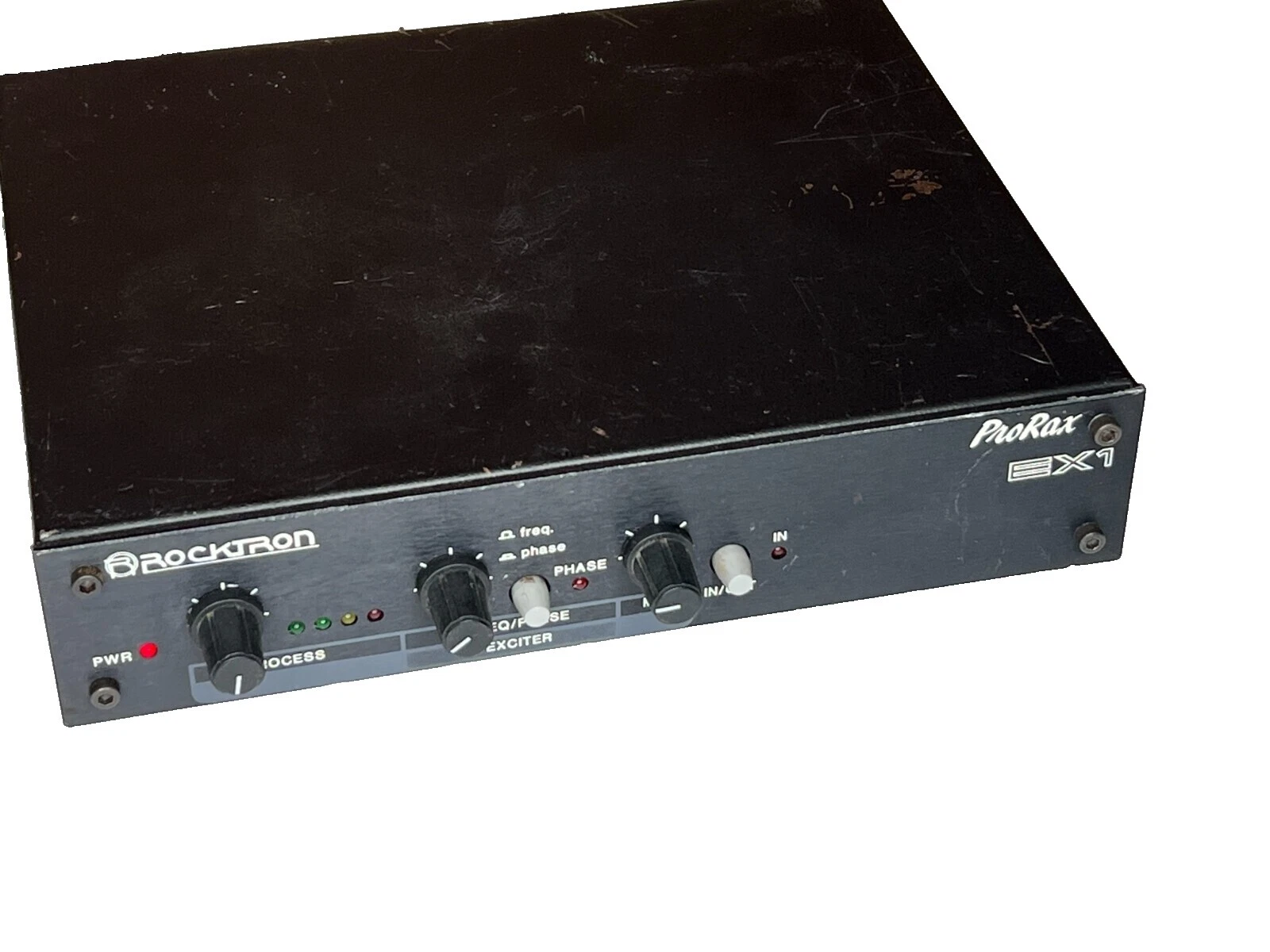 Passive Signal Exciter/Enhancers