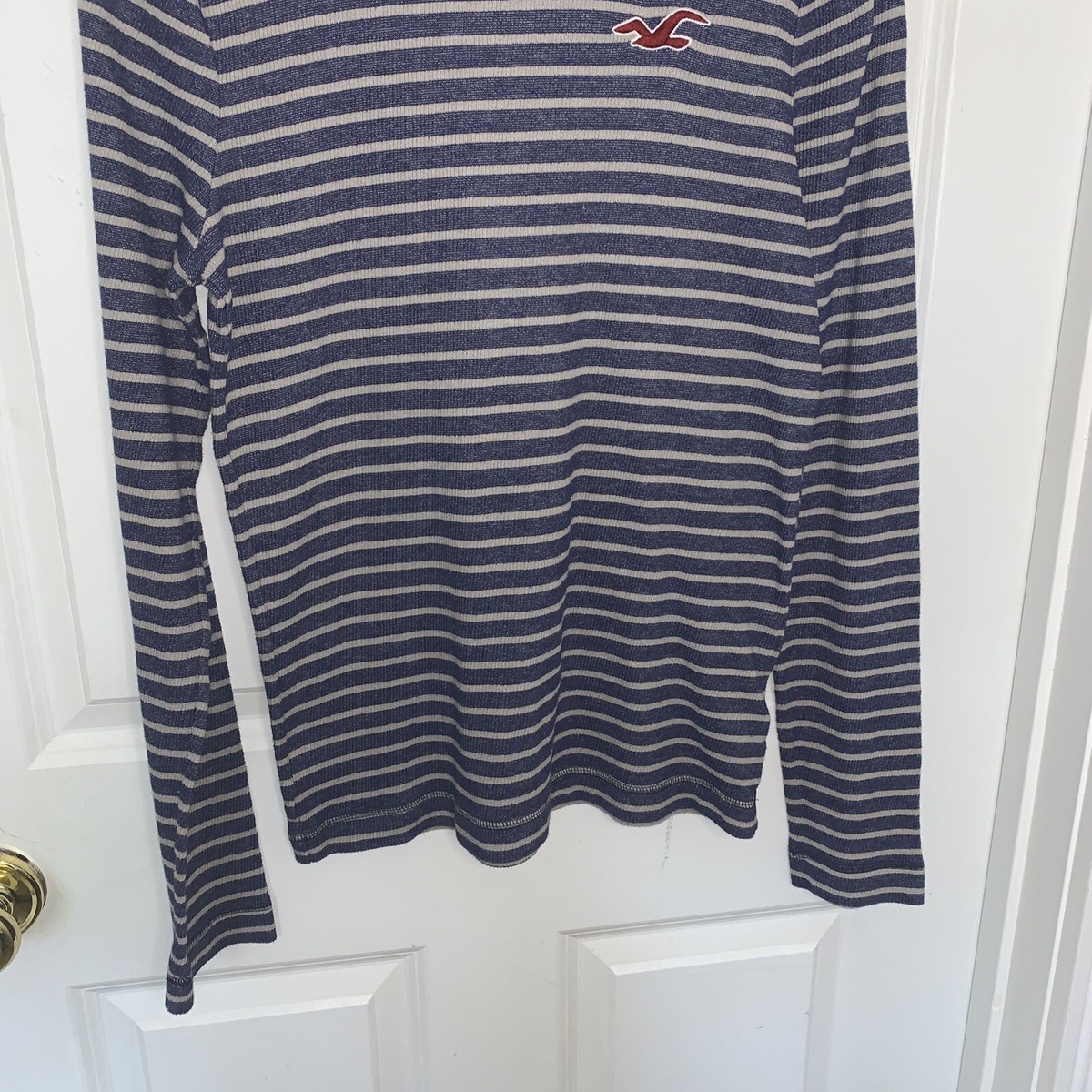 Hollister Men's SZ M Hanley Blue/Gray Stripe Long Sleeve