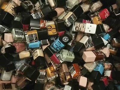 ESSENCE,CATRICE ,ELF ,BELL 25xNagellack ,Kosmetik Schminken Essence, , Catrice. Mystery Nagellack Paket