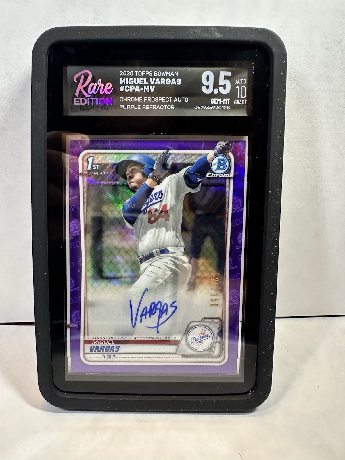 2020 Bowman - Chrome  Autograph Miguel Vargas #CPA-MV Purple Refractor /250