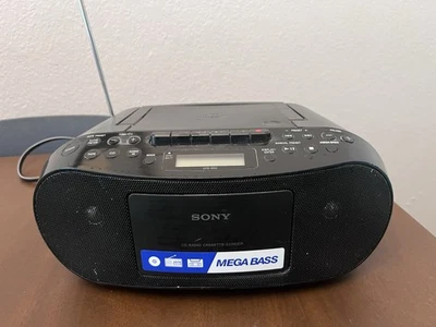 Sony CFD-S50 Personal Audio System Portable CD Cassette AM/FM Radio TESTED WORKS - Image 1 of 4