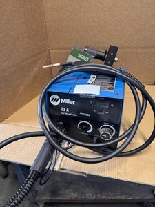 Miller Wire Feeder 22A Wire Feeder Refurbished With New Gun, Hose & Flowmeter