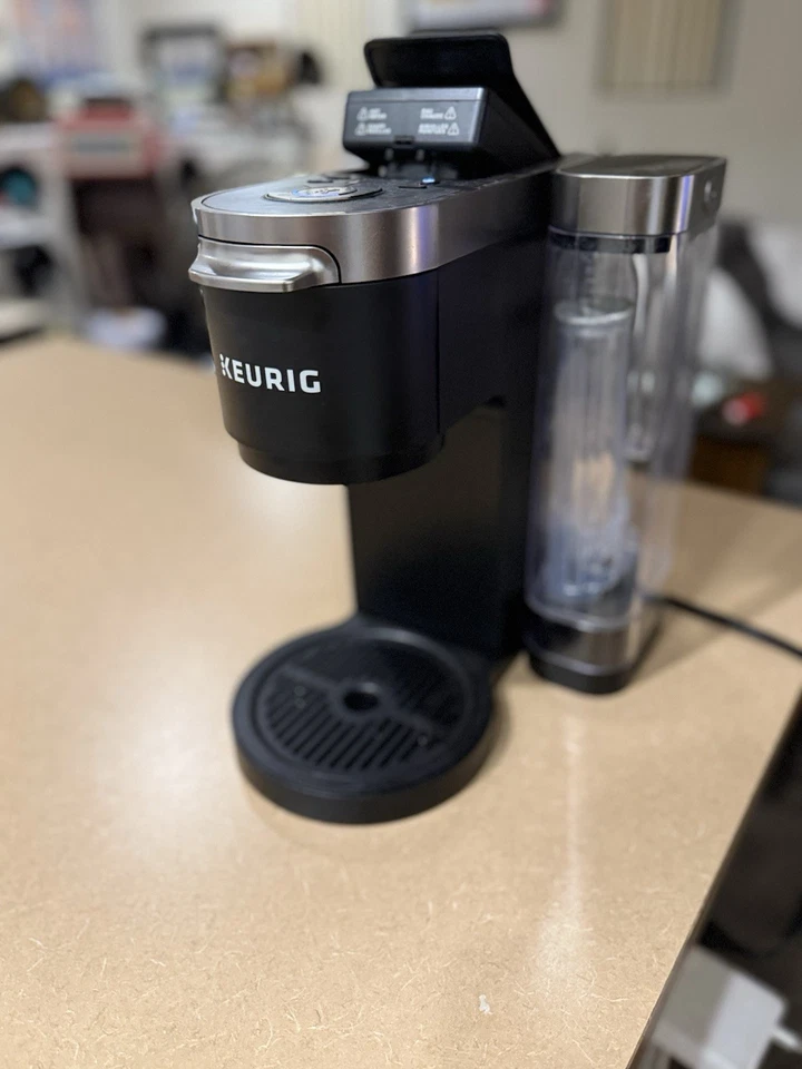 Keurig K-Duo Plus Single Serve and Carafe Coffee Maker - Pod Puncture Broken - Image 3 of 4
