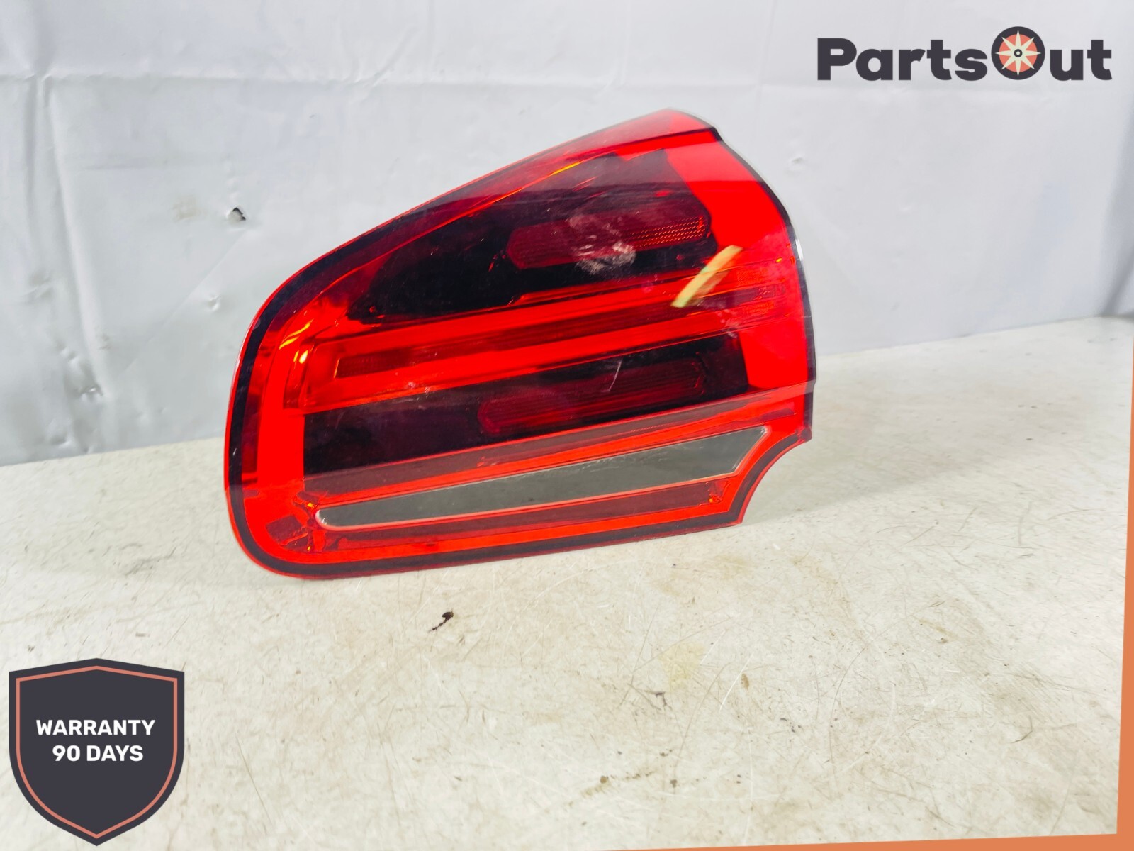 Porsche Cayenne Gate Tail Light Right Passenger 2015 2016 LED 7p5 