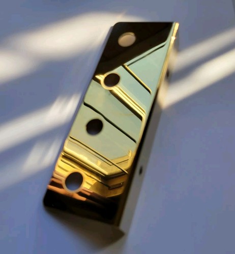LOWRIDER HYDRAULICS SWITCH PLATE /PANEL 4 HOLE SHOW GOLD BRAND NEW - Picture 3 of 3