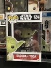 Funko Pop! Vinyl Star Wars Yoda #124 Bobblehead Vinyl Figure