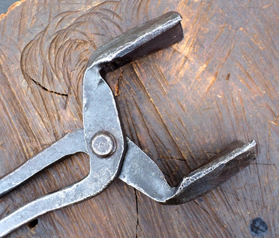MONSTER 5 1/2'' ROUND V-BIT FORGING POWER HAMMER TONGS BLACKSMITH ANVIL VINTAGE