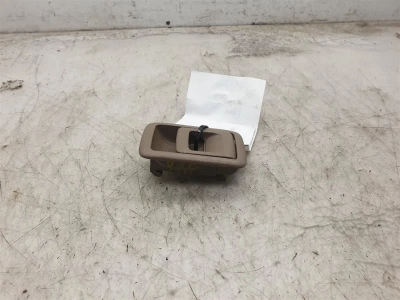 Toyota 4 Runner SR5 2002 lado del pasajero montaje de manija de puerta interior delantera Foto 3 de 4