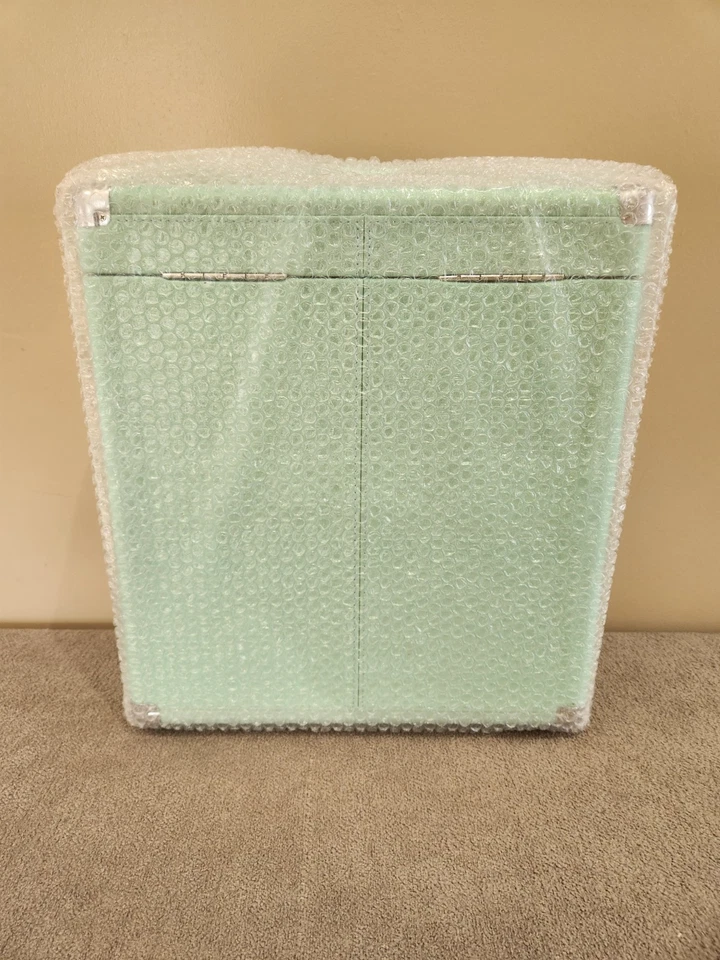 Taylor Swift The Life of a Showgirl Vinyl Case | Brand New✅ - Image 2 of 2