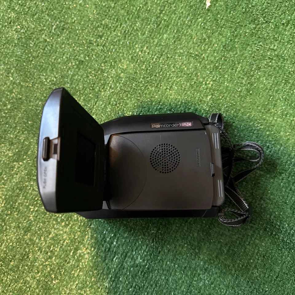 Quasar VHS-C Camcorder – Fully Tested Works Battery & Charger 90s/2000s Camera - Image 3 of 4