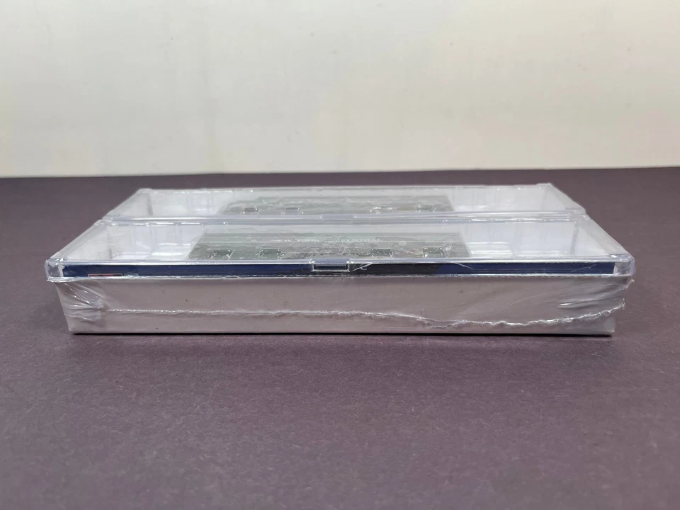 Life Like Trains N Scale 7634 Diesel Locomotive Set FA2 FB2 NYC 1053 3353 - Image 4 of 4