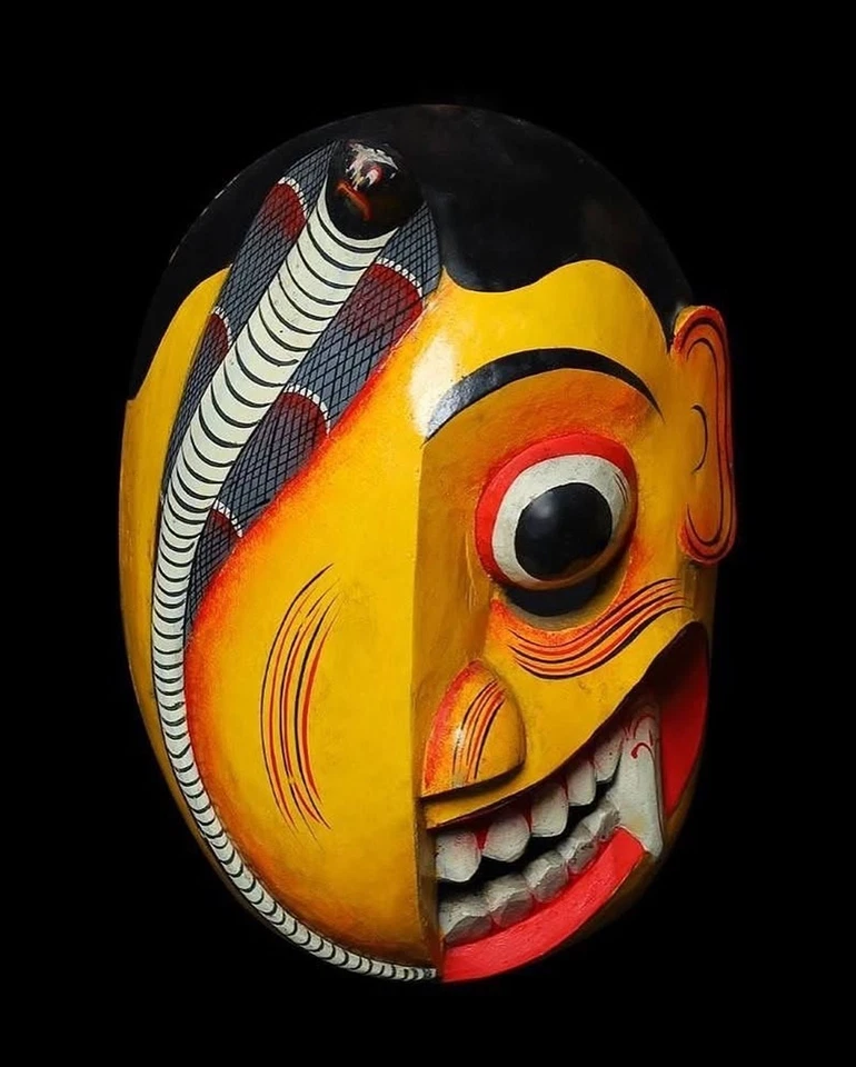 Unique Handcrafted 4 inch  Wooden Cobra Devil Mask from Sri Lanka | Traditional - Image 4 of 4