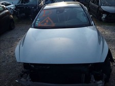 Capot Infiniti Q30