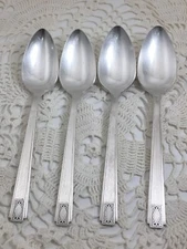 4 Oneida Community NOBLESSE Silver Plate 1930 Art Deco TEASPOONS Flatware