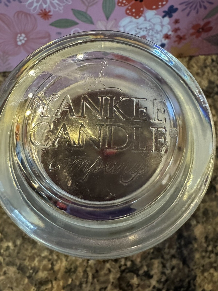 Bougie Yankee Candle - Voyages Du Monde - Fruit De La Passion Brésilien - 22 Oz