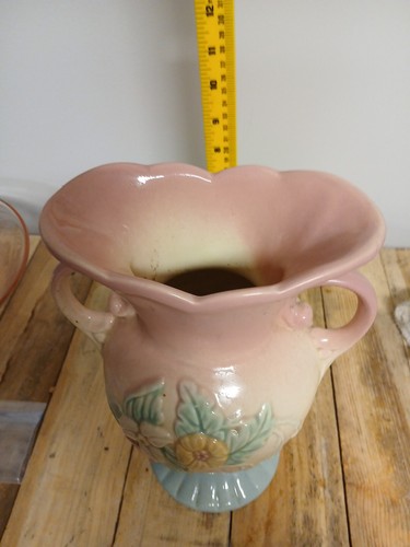 Vintage Hull Art Pottery Wildflower W-14 10 1/2" Vase - Picture 4 of 6
