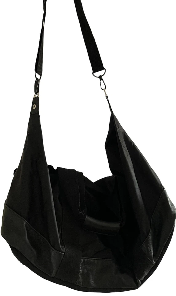 Gap Black Duffel Bag Nylon With Leather And Leather Trimming - Image 4 of 4
