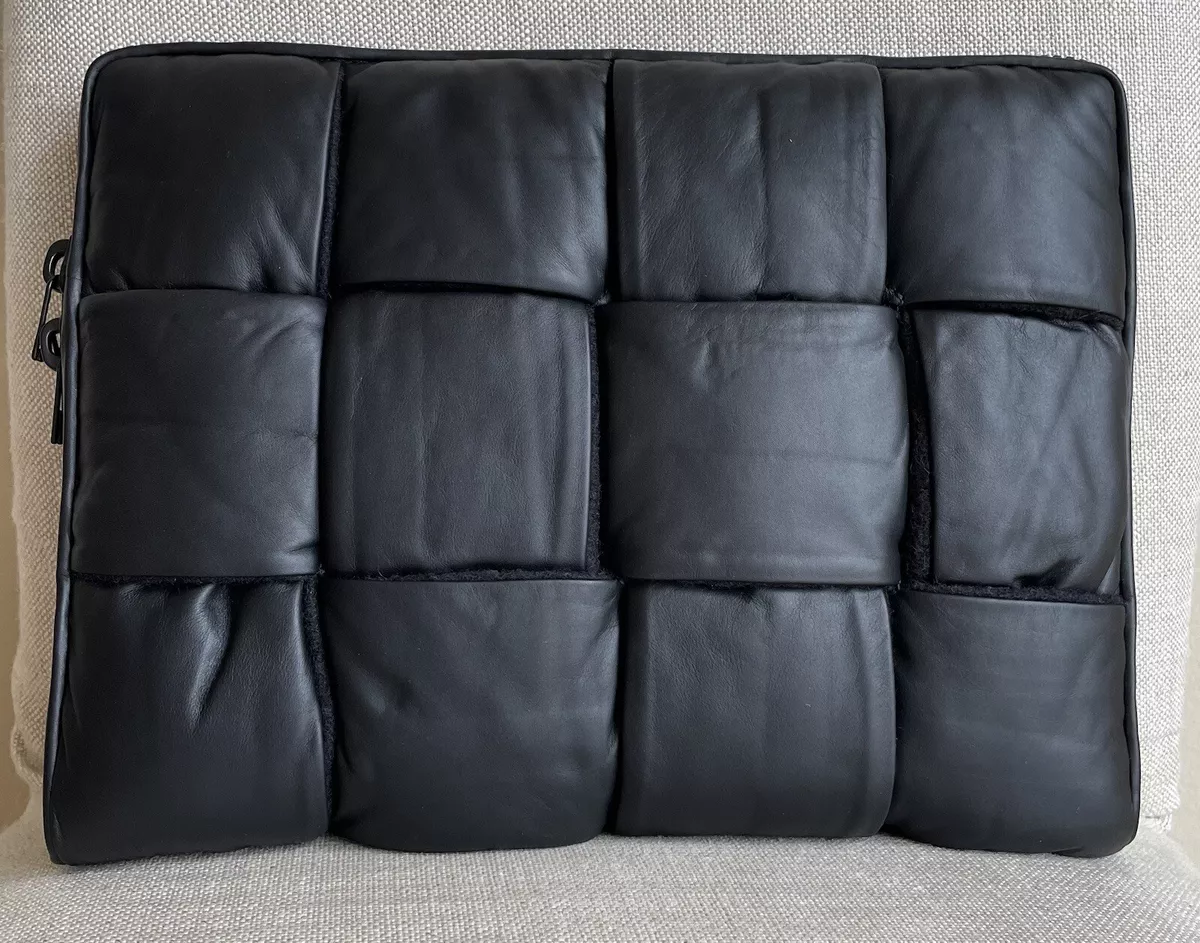 Bottega Veneta Padded Document Laptop Case Maxi Intrecciato