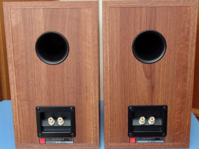 DALI ZENSOR 3 Bookshelf Speakers Pair Walnut Very Good | eBay
