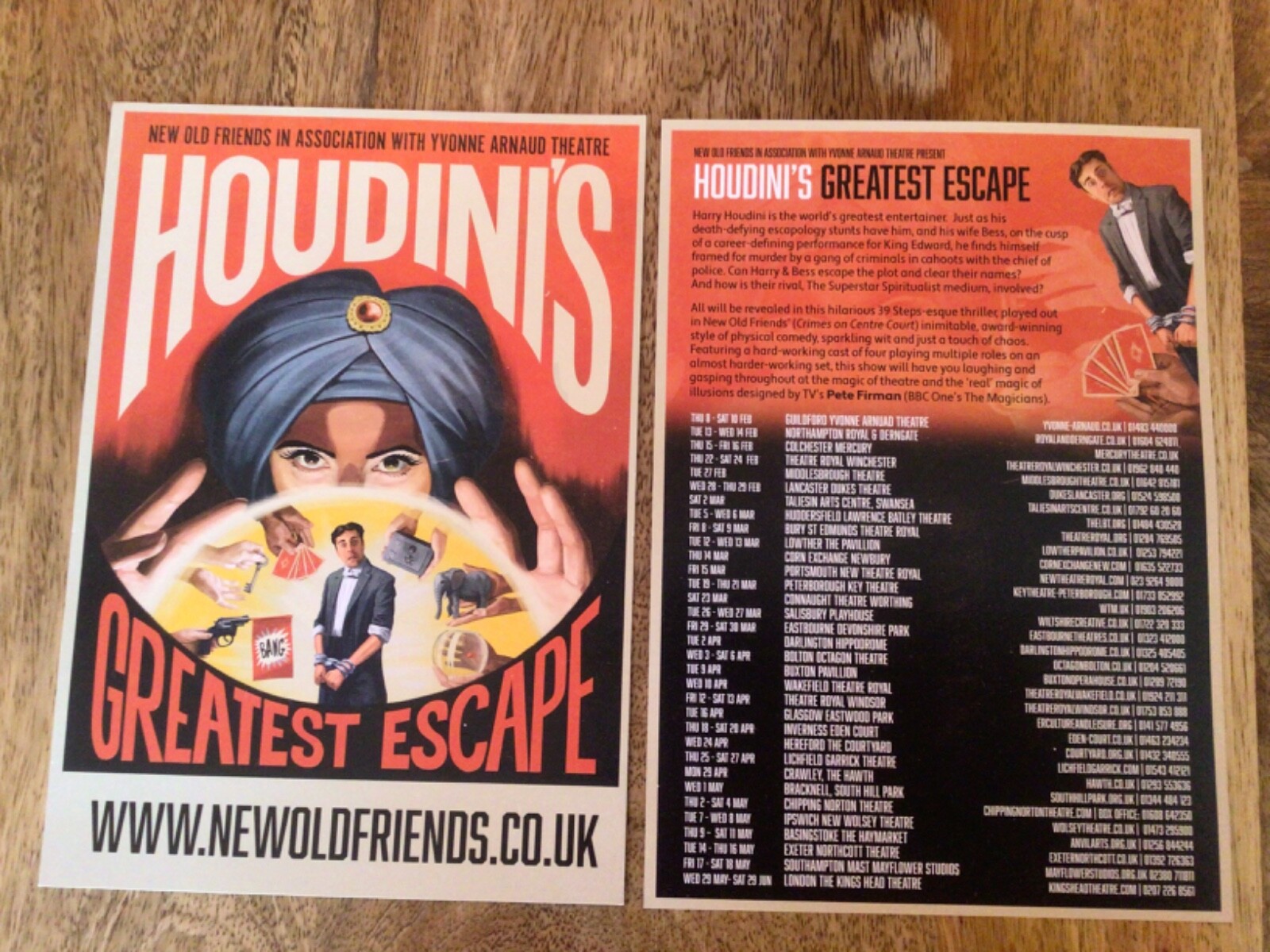 HOUDINIS GREAT ESCAPE THEATRE VOLANTES x 2