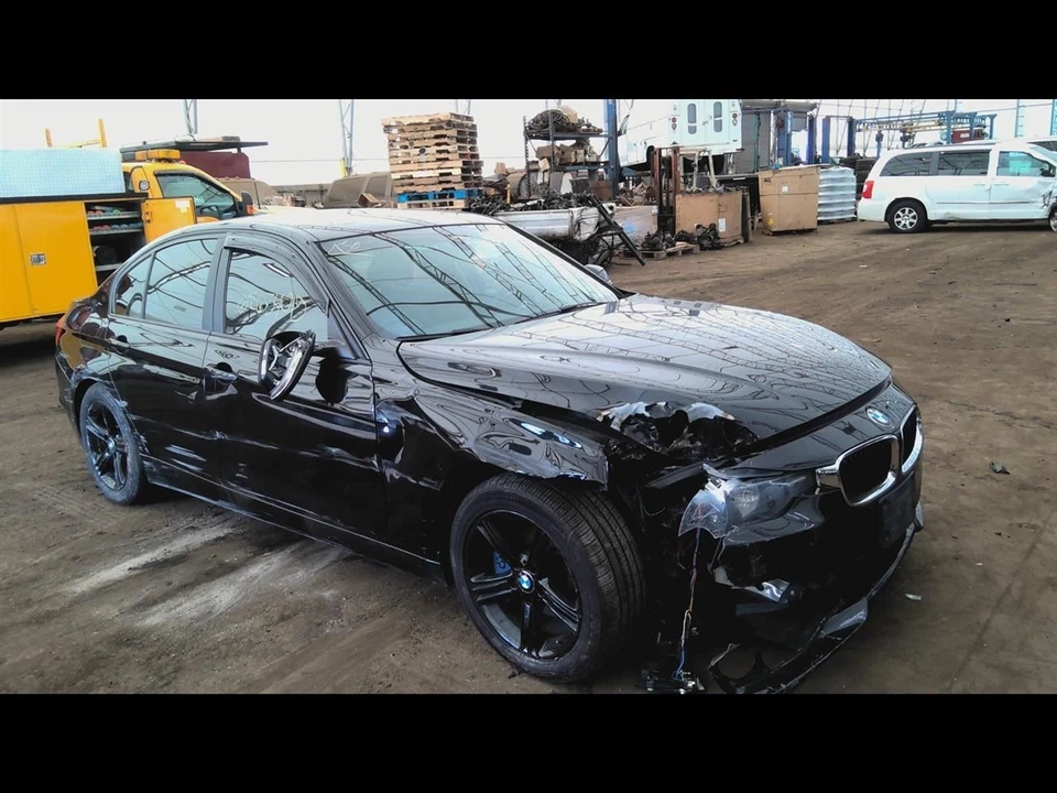 Condensador de CA sin bomba de calor Hvac para 14-20 BMW i3 6803976 Foto 4 de 4