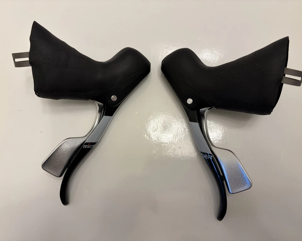 microSHIFT Centos Drop Bar Shifter Brifters 2x11, 11-Speed  - Image 3 of 3