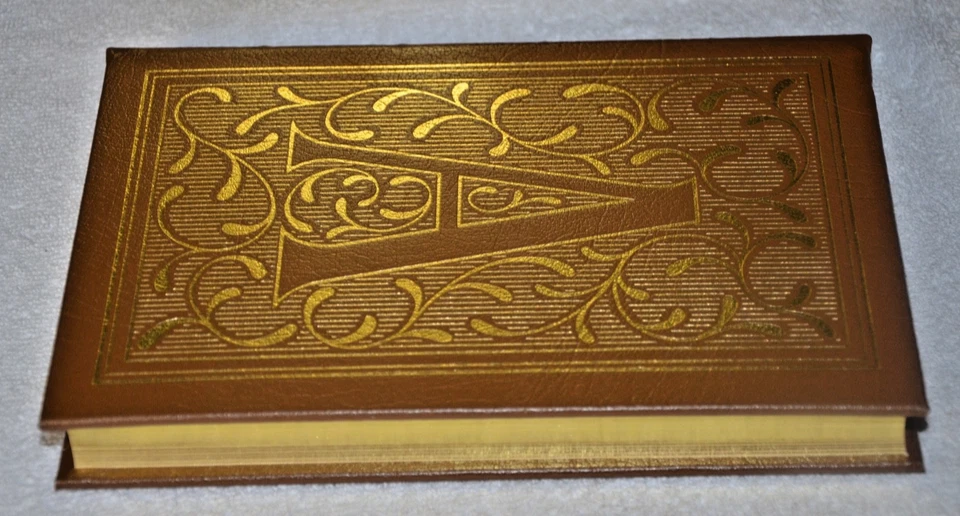 Easton Press The Scarlet Letter By Nathaniel Hawthorne Like New Condition - Image 3 of 4