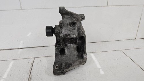 BMW 5 E60 E61 2009 Halterung Lichtmaschine 7802639 Diesel 130kW TTU7619