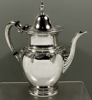 Wallace Silversmiths Sterling Silver Coffee Pot c1930 STRADIVARI