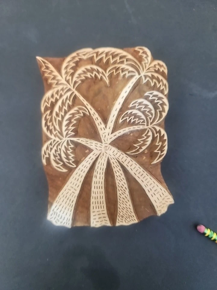 Лот из 7 деревянных текстильных вырезанных вручную блоков марок с красивой печатью.  Различные размеры - Изображение 4 из 4