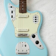 Fender FSR Made in Japan Traditional II 60s Jaguar Daphne Blue 3.90kg with free