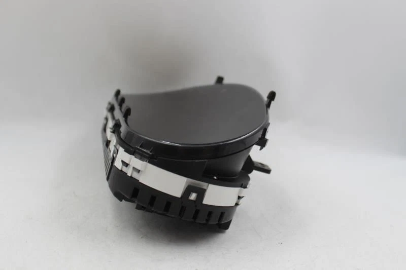 Speedometer 57K Miles MPH Analog Fits 2015-2016 KIA CADENZA OEM #29922 - Image 4 of 4