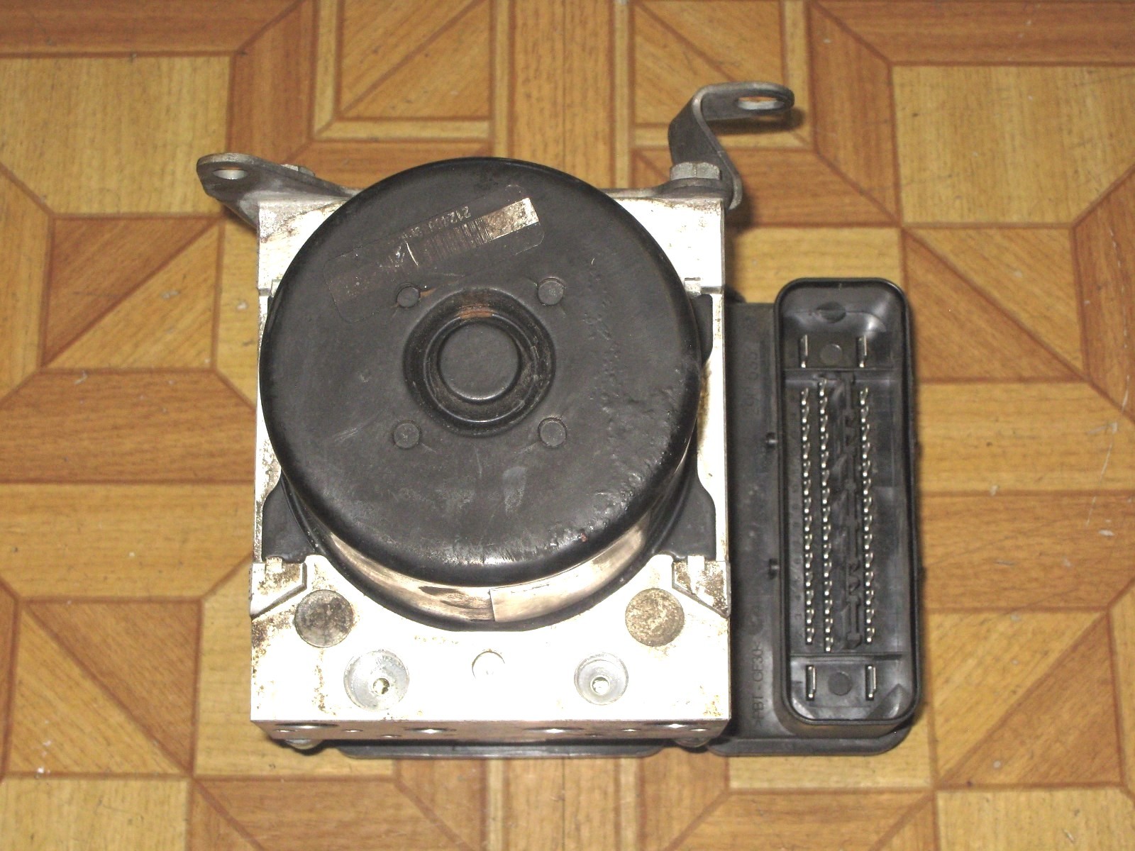 Picture 2 of 6