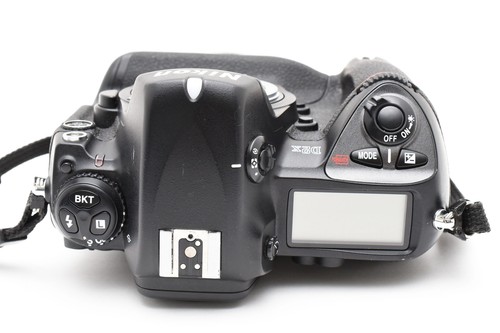 *N Mint / 49446 Shots* Nikon D D2X Digital Camera & Strap, Battery Charger set - Picture 9 of 24
