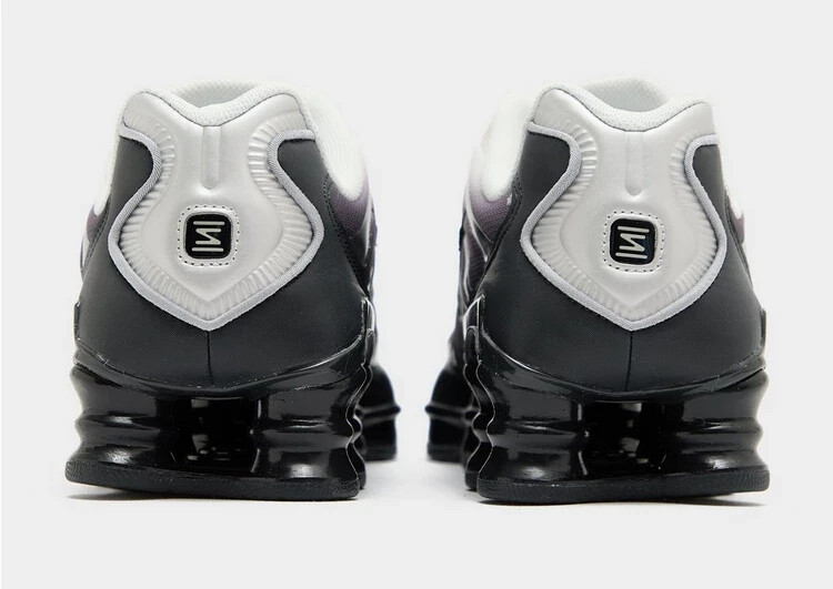 靴 Nike W Shox TL \"Off Noir/llic Silver Nike Shox TL Off Noir Metallic Silver IB7704-001