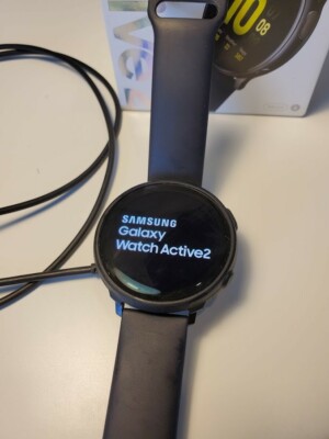 Samsung Galaxy Watch Active 2 SM-R835 44mm in Box