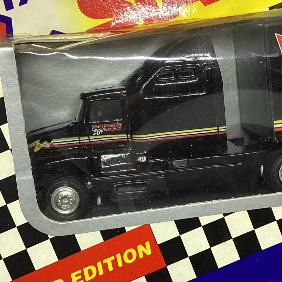 Nuevo de Lote Antiguo Matchbox Bobby Hamilton #40 Kendall Motor Oil Racing Transporter Serie 2 Foto 2 de 4