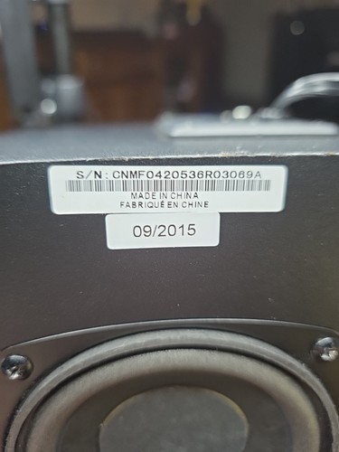 Creative Labs Subwoofer Multimédia PC/MAC A250, 100-240V, 50/60Hz en couleur noire - Photo 8/11
