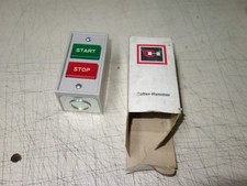 CUTLER HAMMER 10250H5200 Standard Duty PushButton 2 Element Start/Stop * NEW