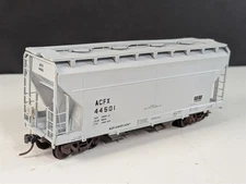Detail Associates 44501 ACFX 2 Bay Covered Covered Hopper Gray HO Scale