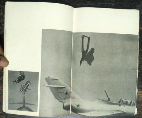 RUSSIAN BOOK IN HINDI: DHARTI DIKHAI DE RAHI HEY , YURI GAGARIN SPACE 1974 - Picture 8 of 10