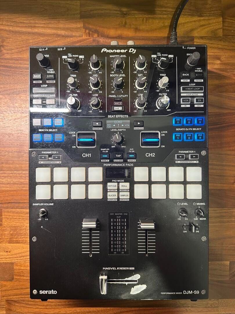 Pioneer DJM-S9 Performance Battle DJ Mixer Serato 2-Channel Pioneer DJM-S9 Performance Battle DJ Mixer Serato 2-Channel