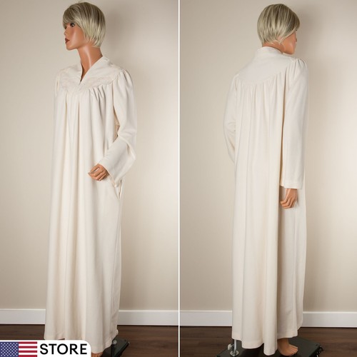 💖VTG SHADOWLINE Nightgown Fleece Cream Housecoat Long Sleeve 1/2 Zip Pockets M - Picture 2 of 13