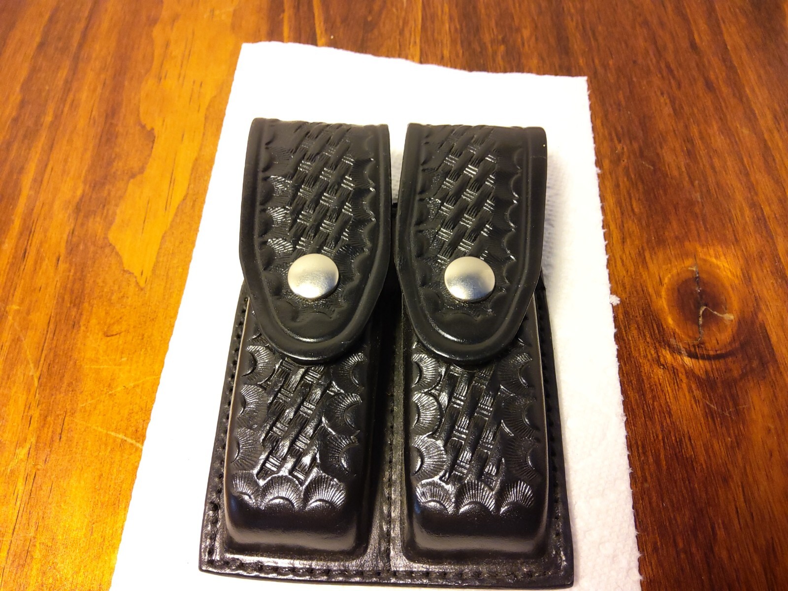 Gould & Goodrich B627-7W Double Magazine Case Basket Weave Black, Nice!!-image