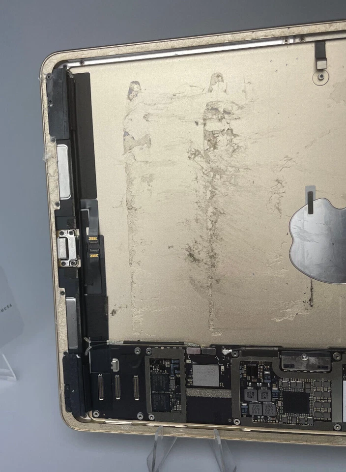 Apple iPad Pro 9.7 256GB Gold - Spares + Repairs Ref1307 - Image 4 of 4