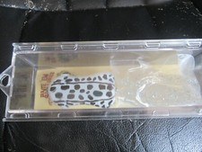 Solar Topwater Vibrating Frog Bass Fishing Lure (White) NEW!!!!!!