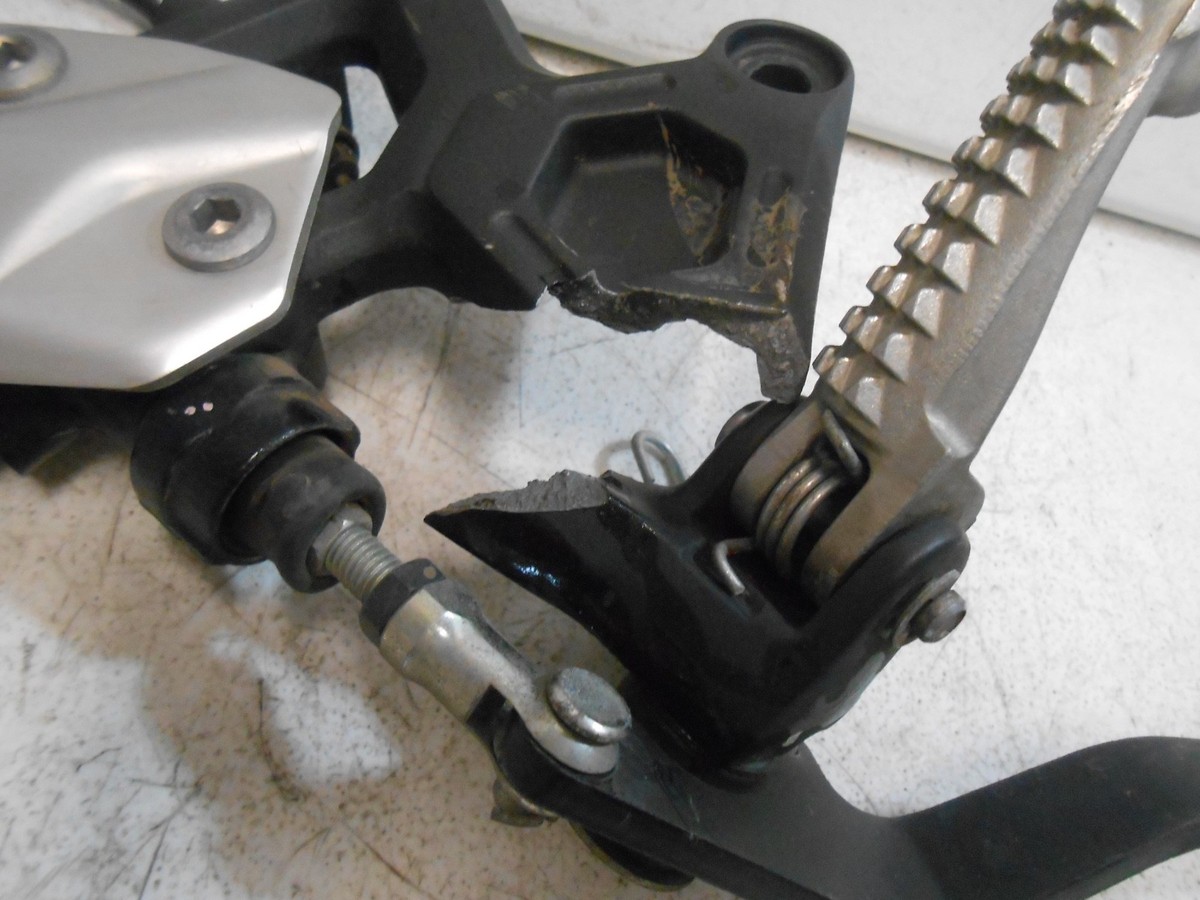23 24 25 ZX4R ZX4RR ZX400 Right Peg Rearset REAR SET Foot Brake