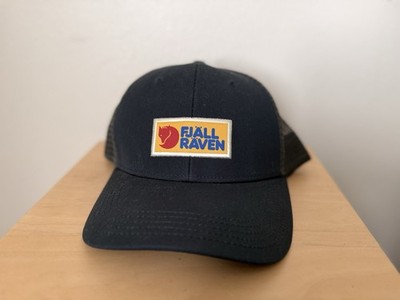 Fjallraven Vardag Langtradarkeps Trucker Hat in Dark Navy Adjustable, NWOT